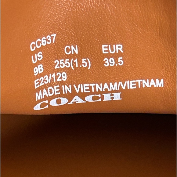 Coach Women’s Mona Leather Driver Size 9 Color Light Raspberry - Picture 11 of 11